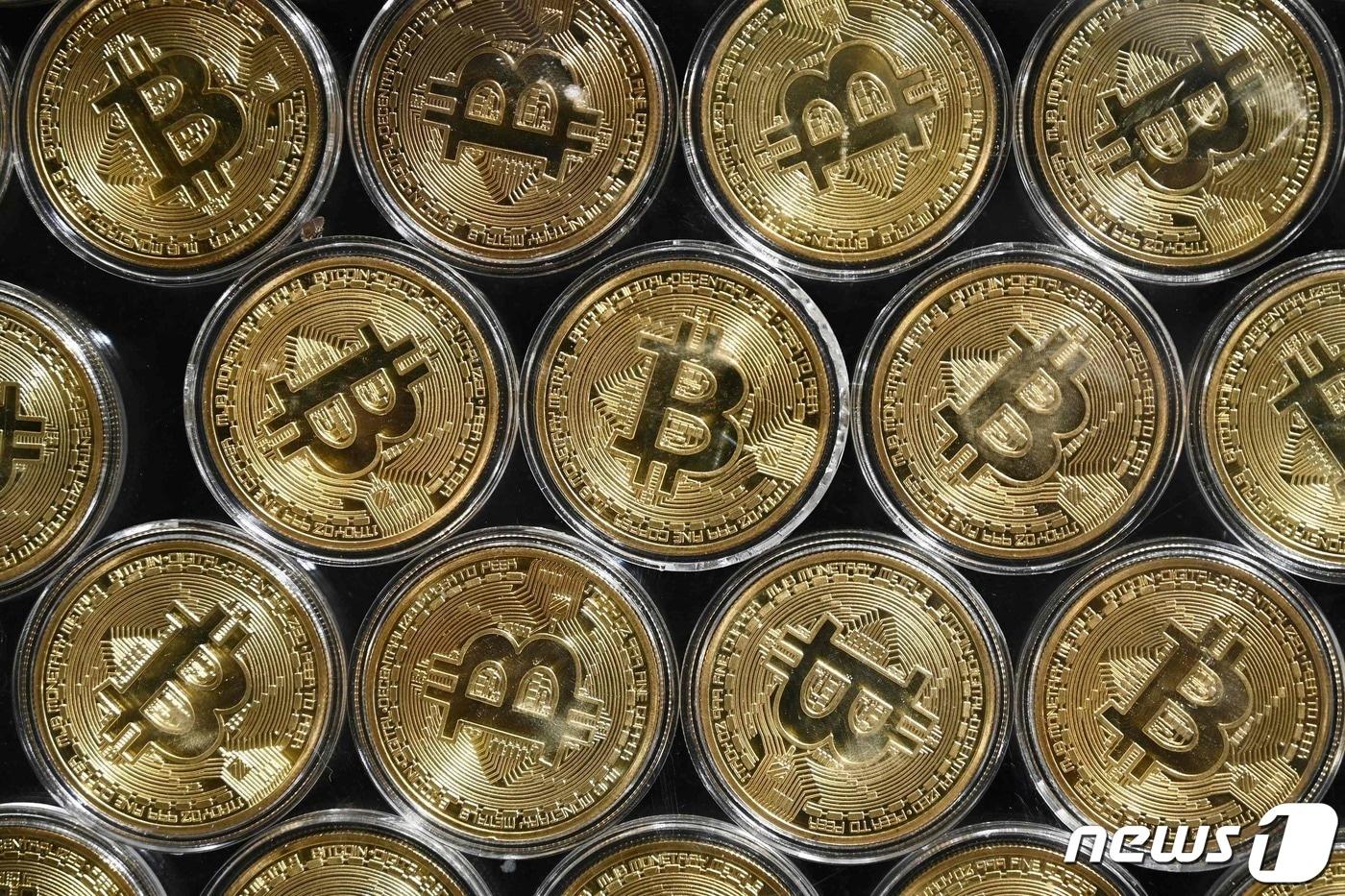 단독] 해외 가상자산 거래소 앱, 28일부터 구글플레이서 이용 불가 - 크립토허브